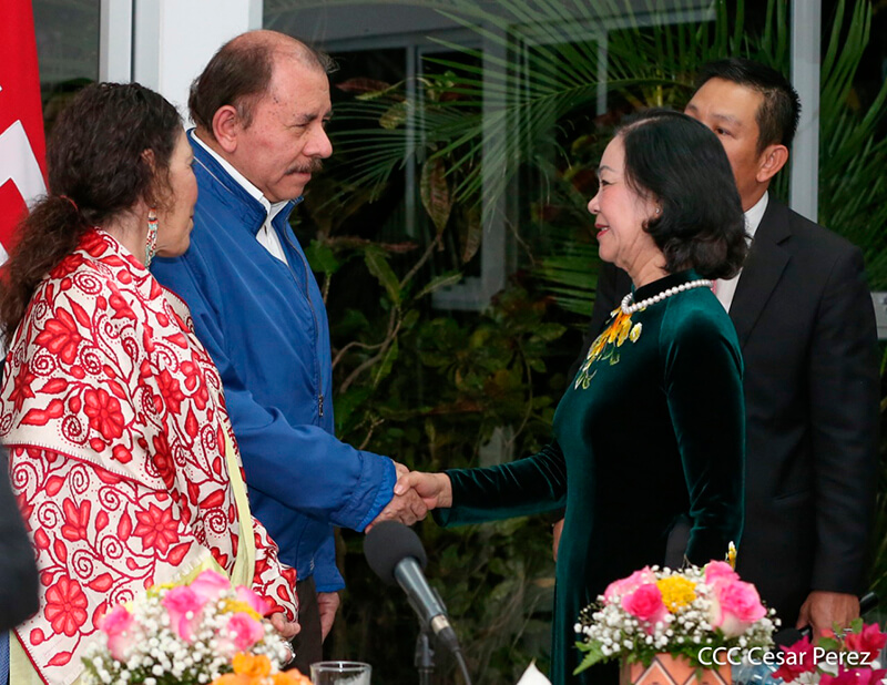 delegacion-vietnam-encuentro-presidente-daniel-ortega-rosario-murillo